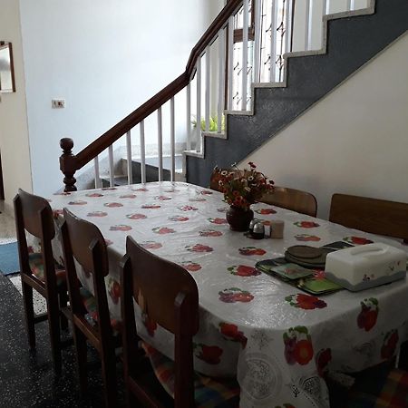 Goshen House Hotel Катманду Екстериор снимка